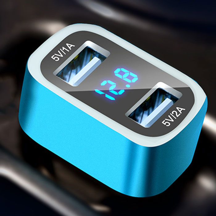 Автомобільний зарядний пристрій у прикурювач з вольтметром, 12В/24В, синій Автомобільний зарядний пристрій у прикурювач з вольтметром, 12В/24В, синій